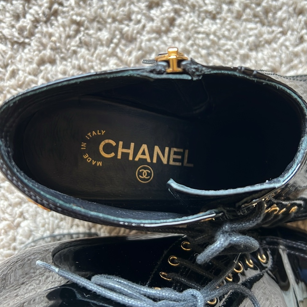 CHANEL 15A Black Patent Leather Side Lace Ankle Boots. - Picture 2 of 6